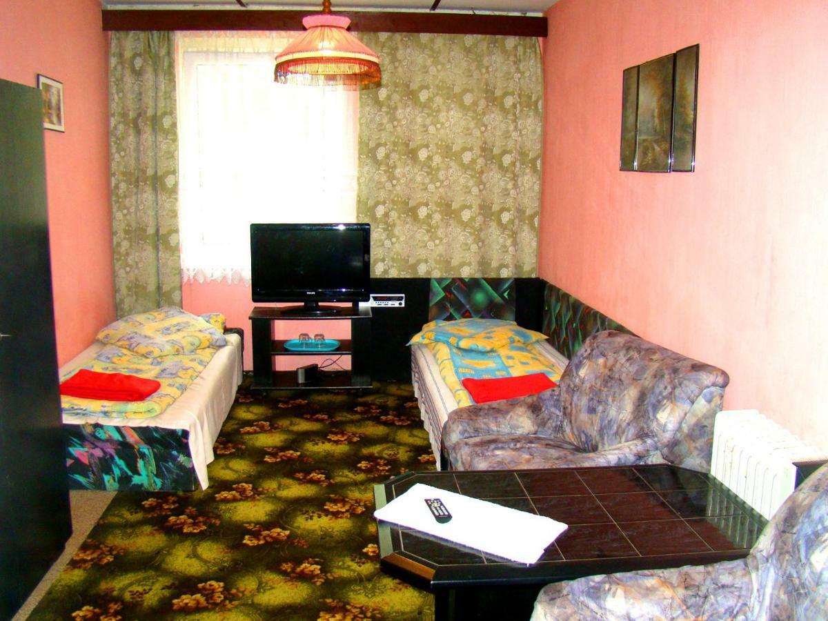 Osrodek Wypoczynkowy Oaza Hotel Kuznica Zbaska Exterior photo