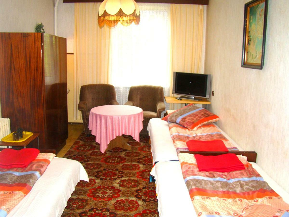 Osrodek Wypoczynkowy Oaza Hotel Kuznica Zbaska Exterior photo