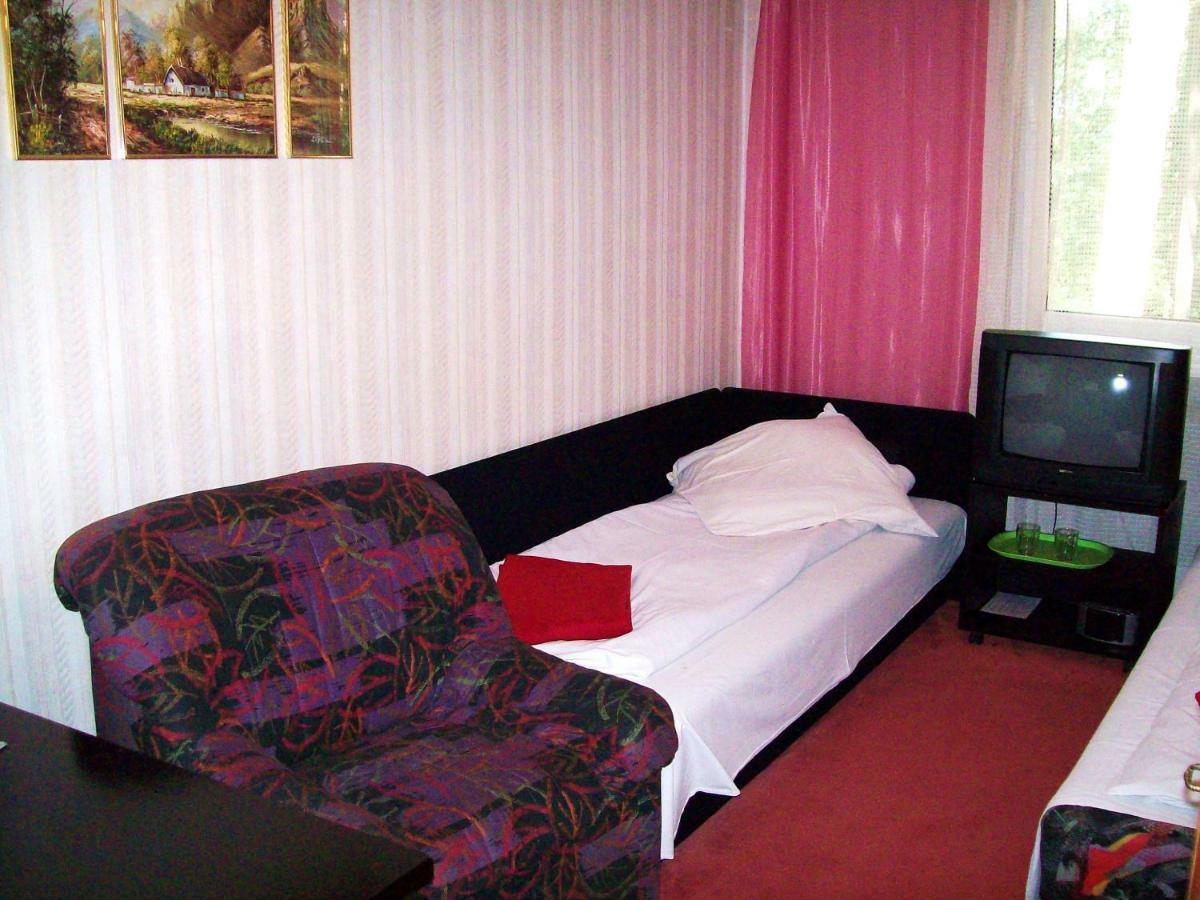 Osrodek Wypoczynkowy Oaza Hotel Kuznica Zbaska Exterior photo